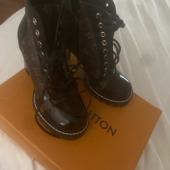 Boots - Picture 1 of 2